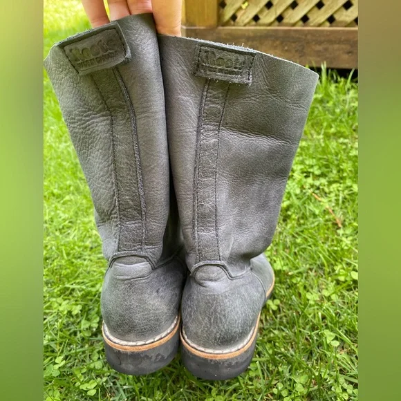 ROOTS classic rollover tribe boots in charcoal grey size 6 - Picture 5 of 9